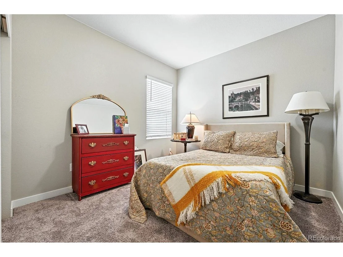 Photo of 5417 Riverbend Ave