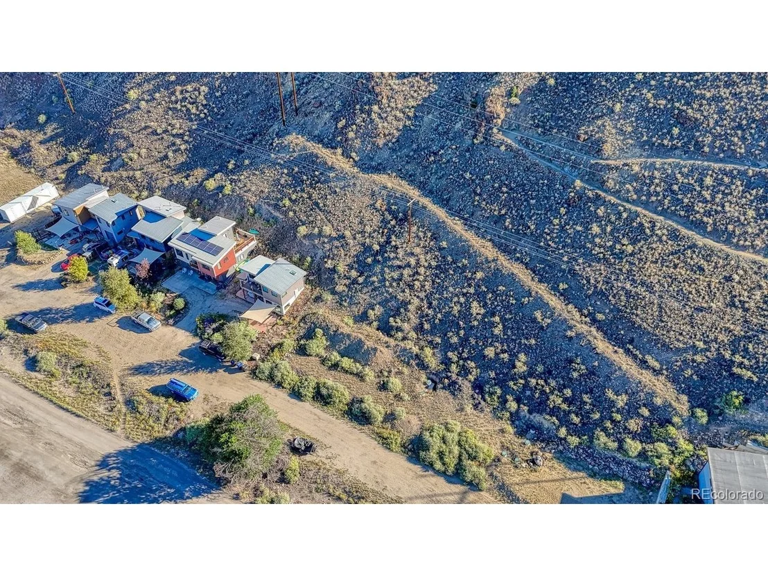 Photo of 7 Hillside Dr