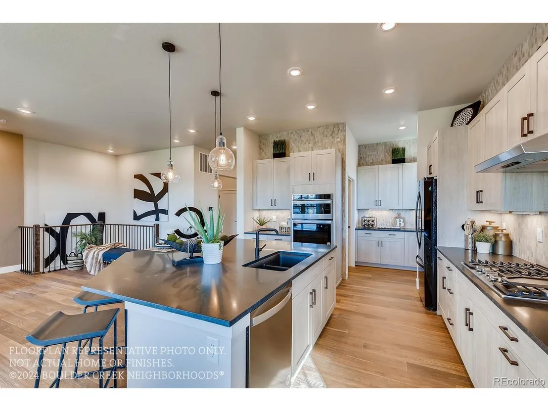 Photo of 833 W 129th Pl
