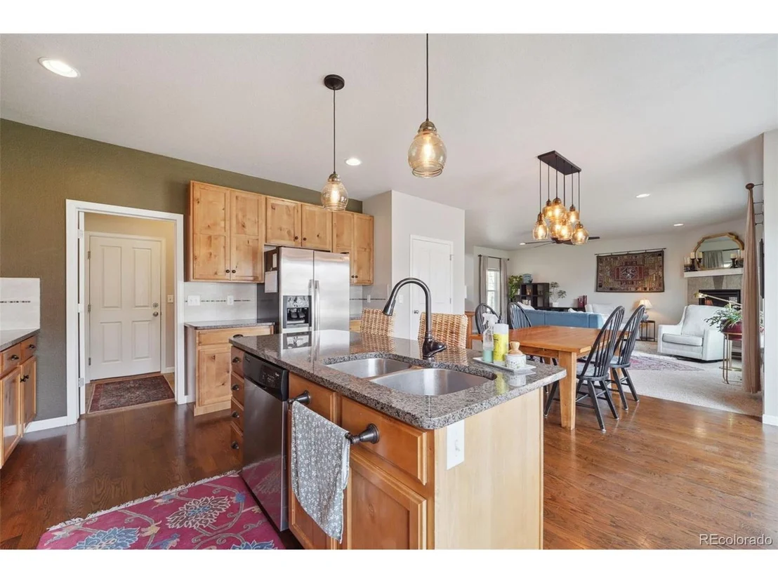 Photo of 1109 Crescent Dr