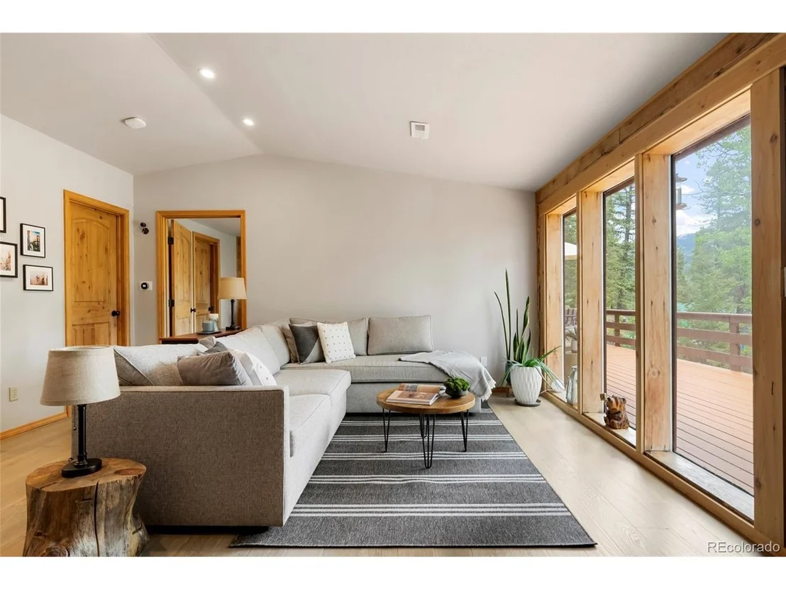 Photo of 302 Miners Way