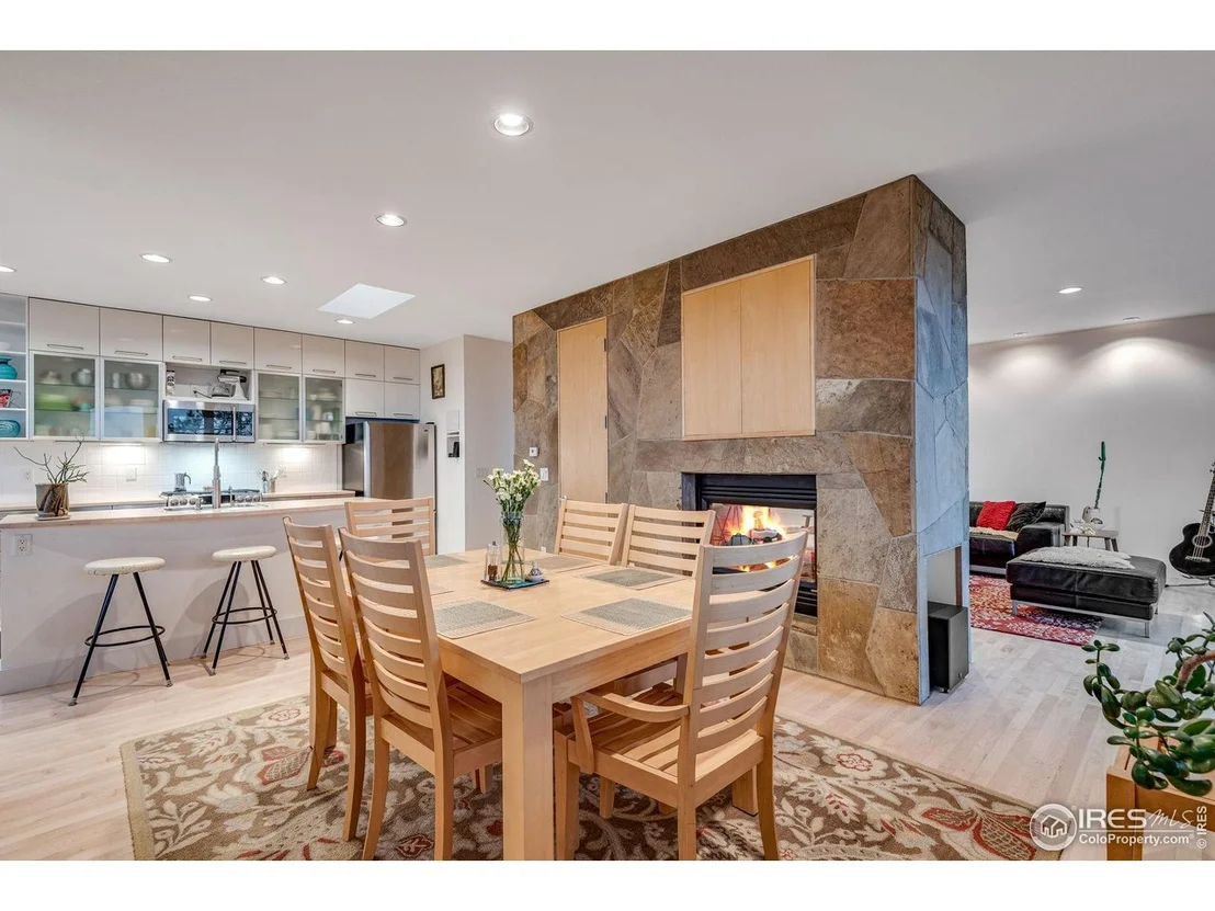 Photo of 435 Quartz Way