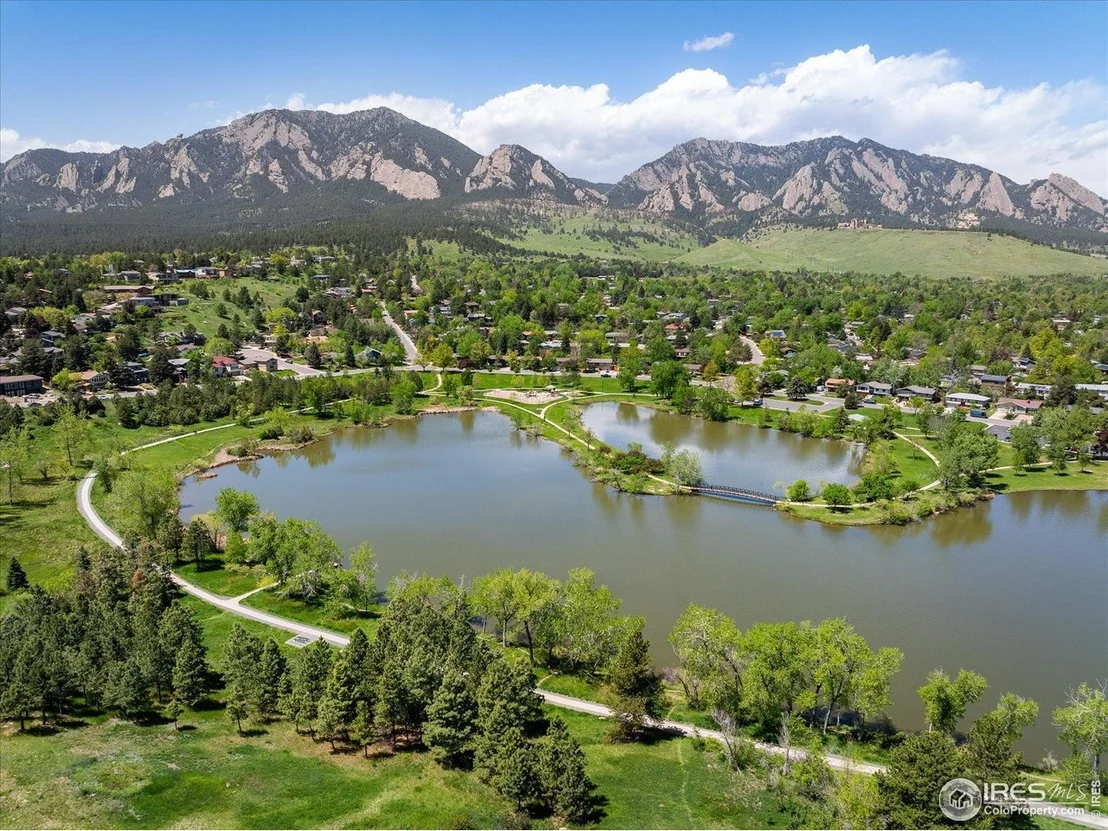 Photo of 1270 Berea Dr