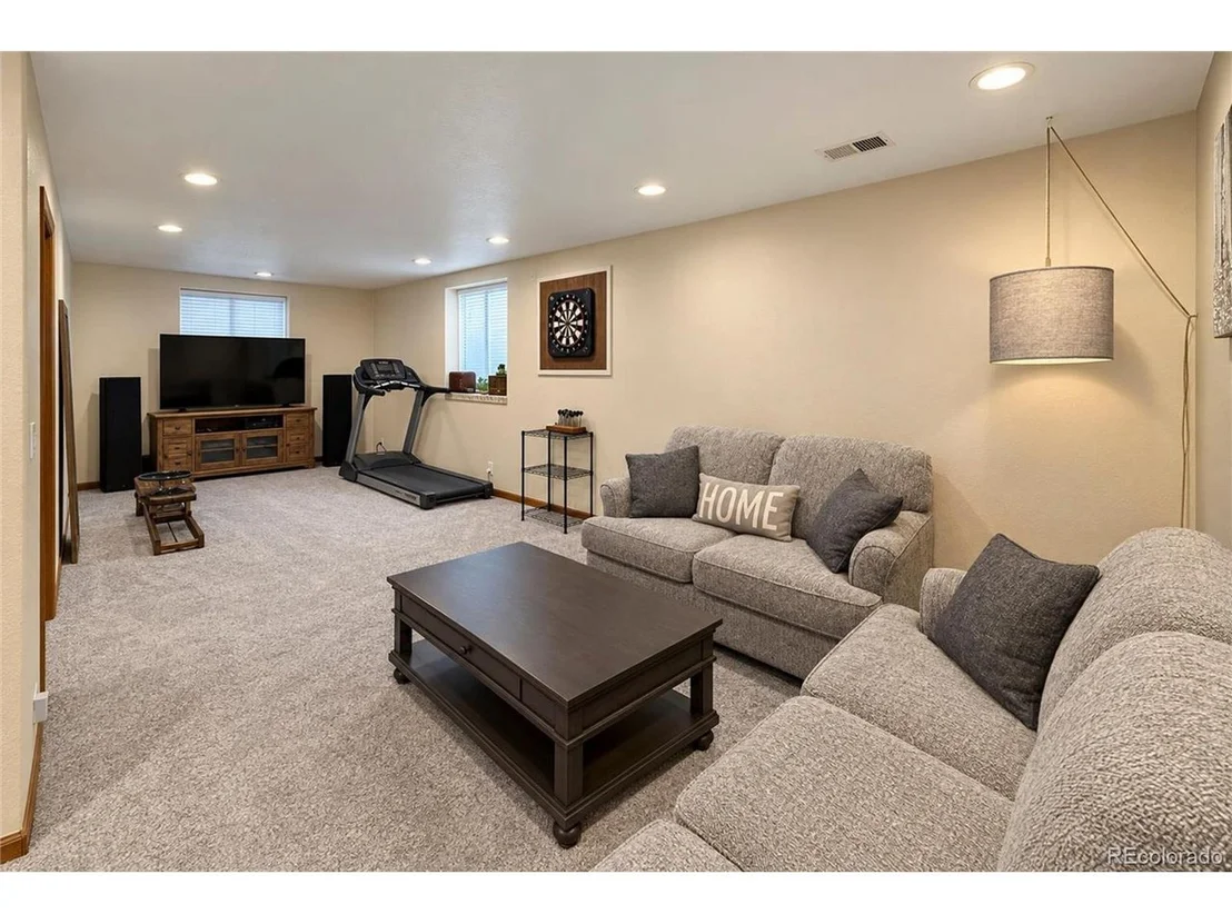 Photo of 2519 Eagleview Cir