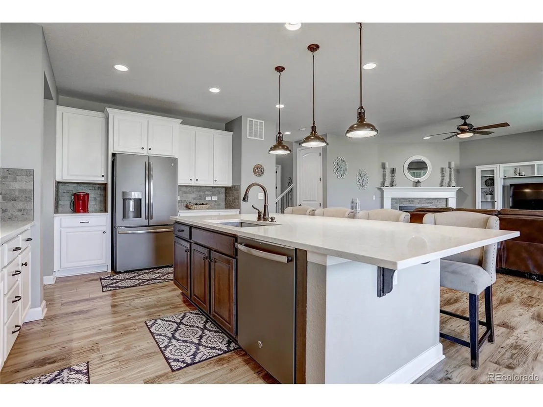 Photo of 15137 Vine Way