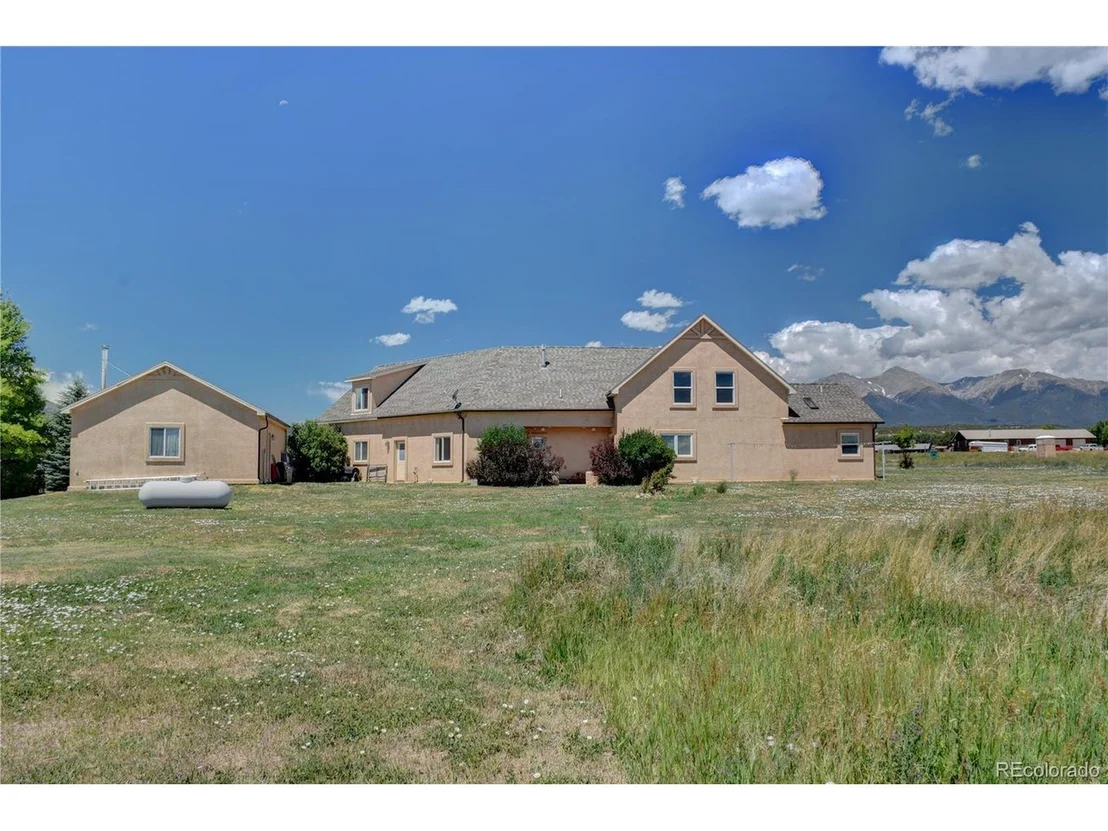 Photo of 8250 Windmill Ln
