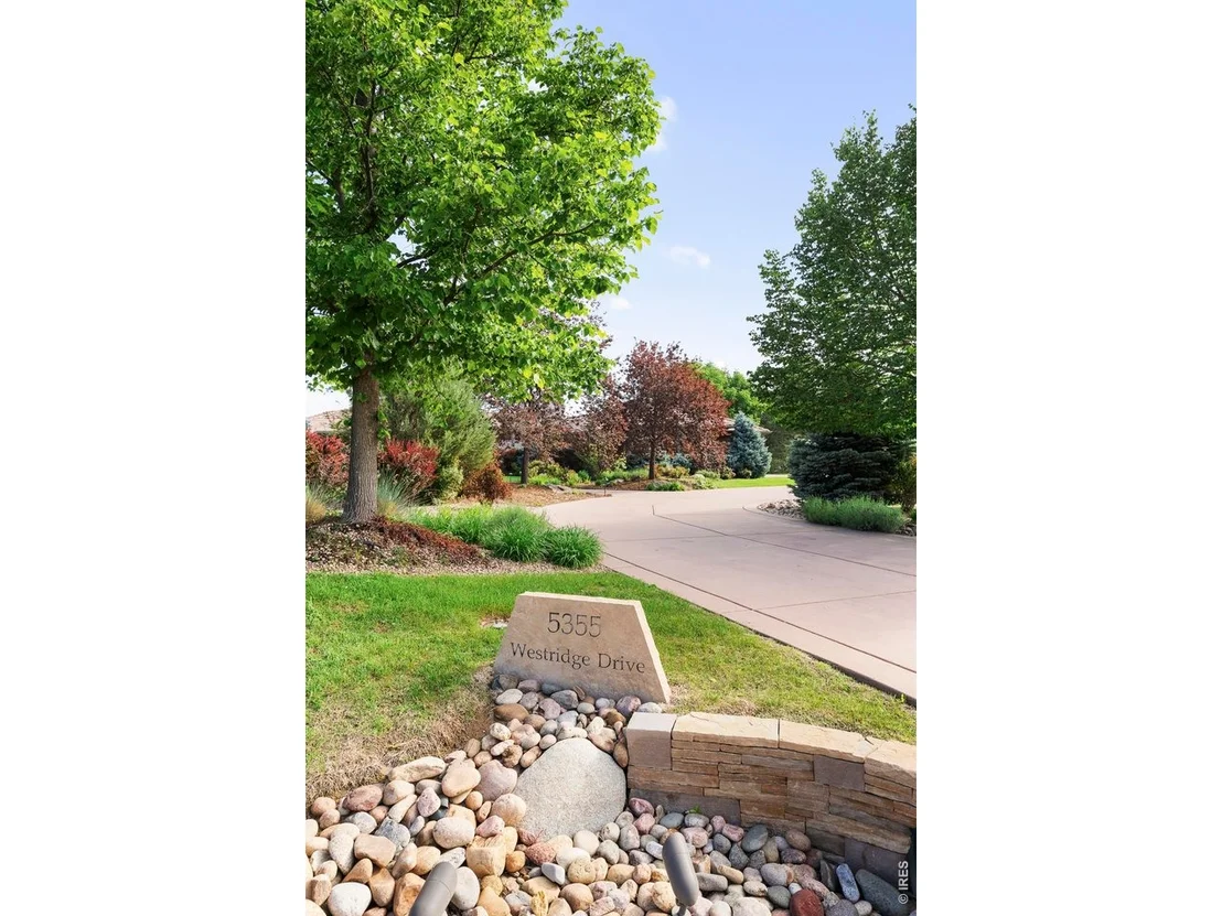 Photo of 5355 Westridge Dr