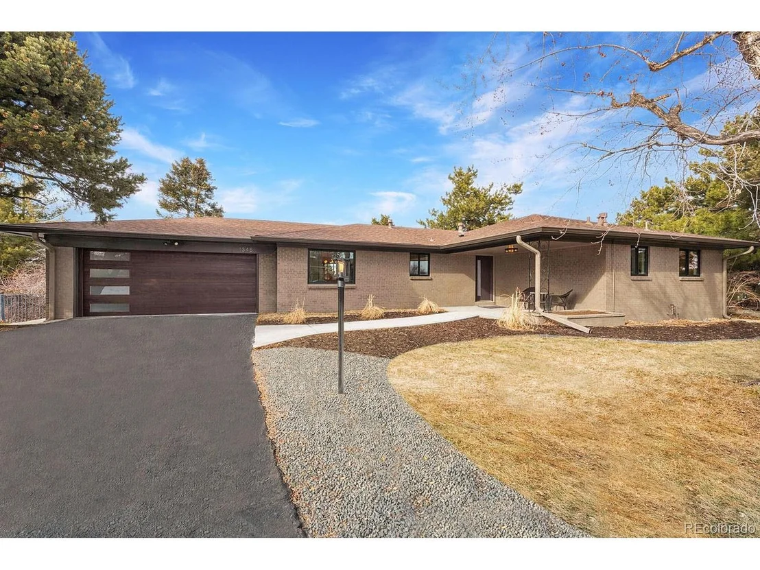 Photo of 1345 Overhill Rd