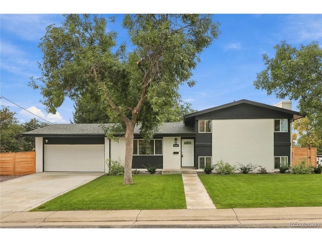 Photo of 12362 W 60th Pl
