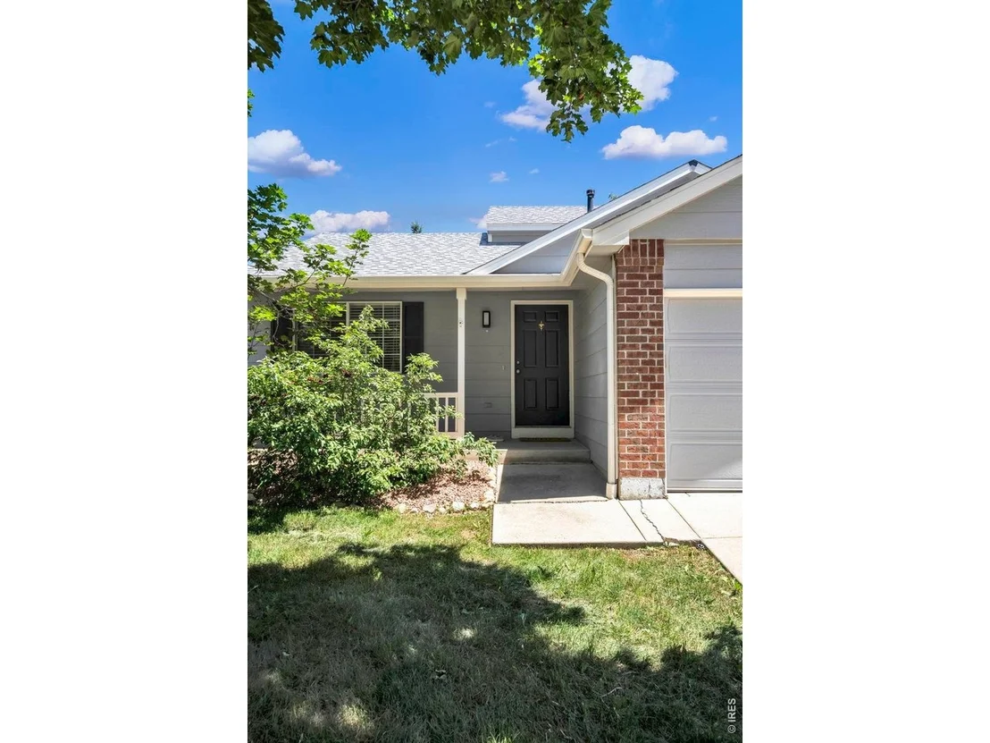 Photo of 1106 Red Oak Dr