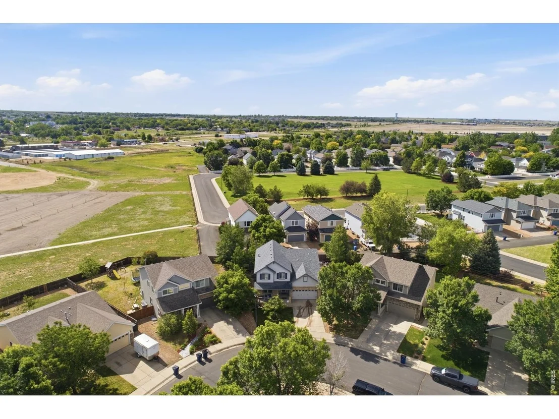 Photo of 7472 Skyline Way