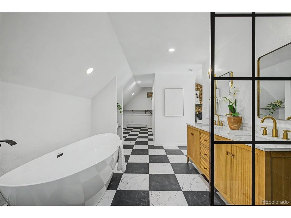 Photo of 29036 Clover Ln