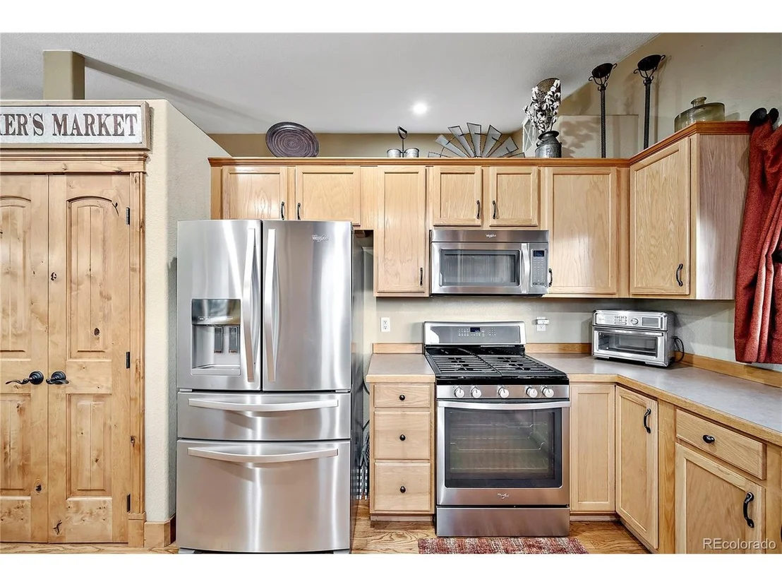 Photo of 855 Gregory Cir