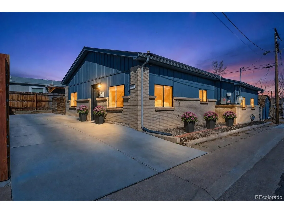 Photo of 4175 W Custer Pl