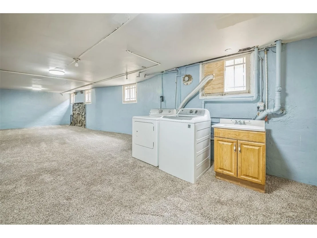 Photo of 3024 W Denver Pl
