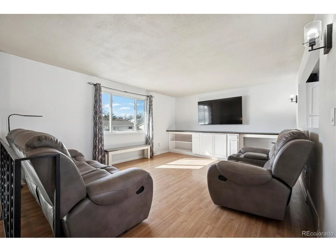 Photo of 219 Dianna Dr