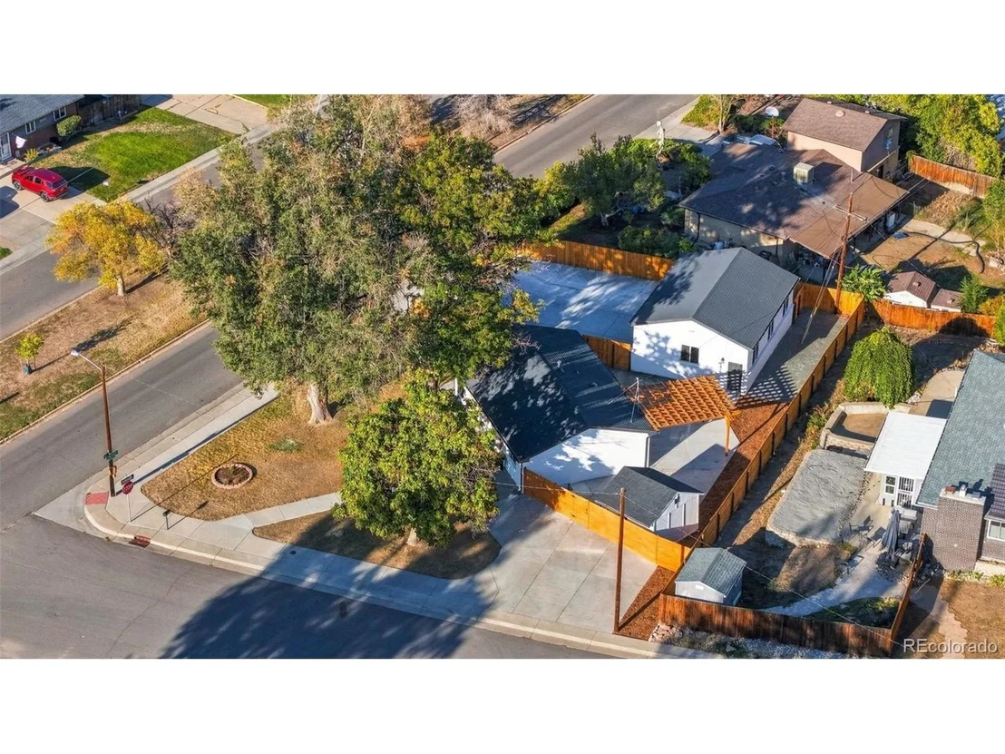 Photo of 5590 Clear Creek Dr