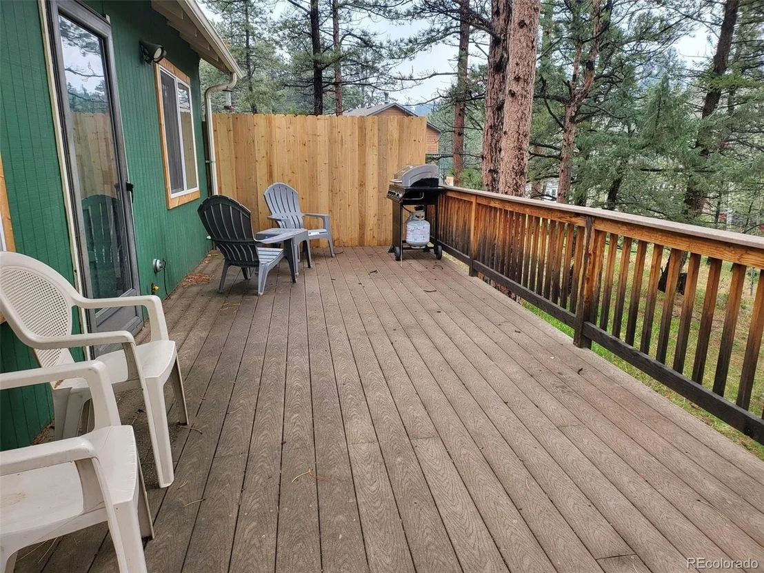Photo of 704 Yellow Pine Dr