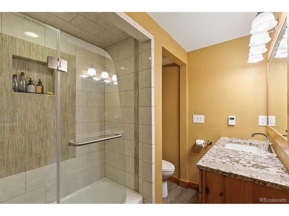 Photo of 9126 Sunrise Ln