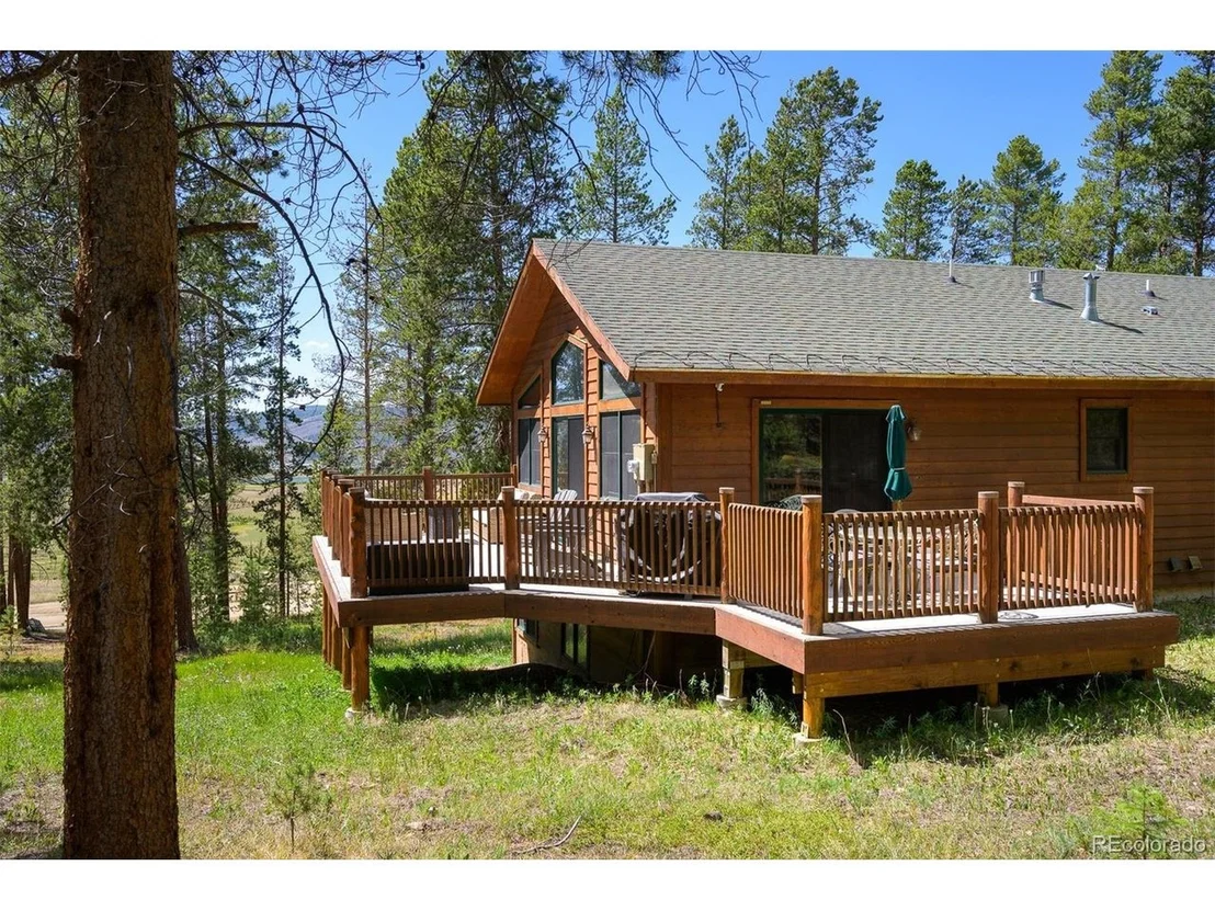 Photo of 72 Golden Dr