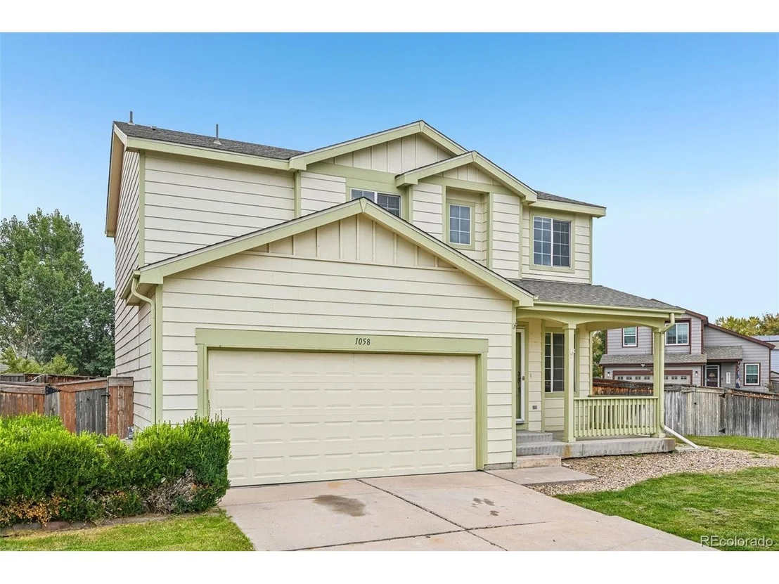 Photo of 1058 Oriole Cir