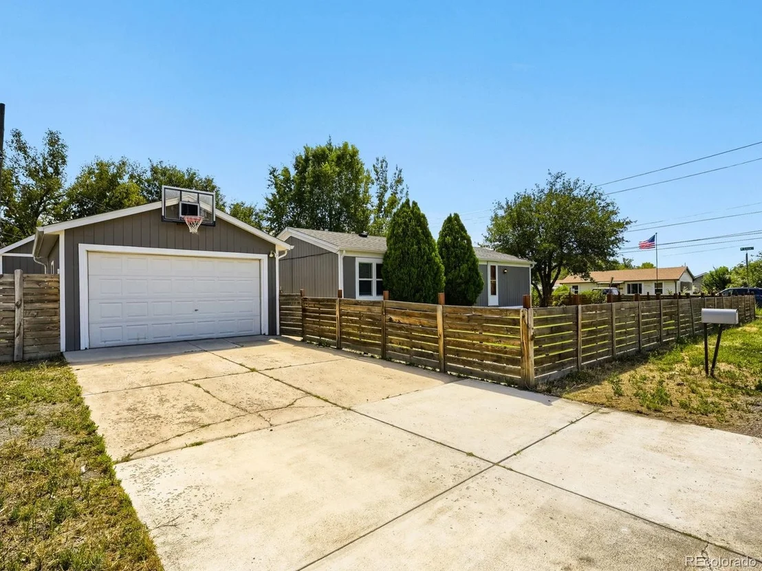 Photo of 3090 W 55th Pl