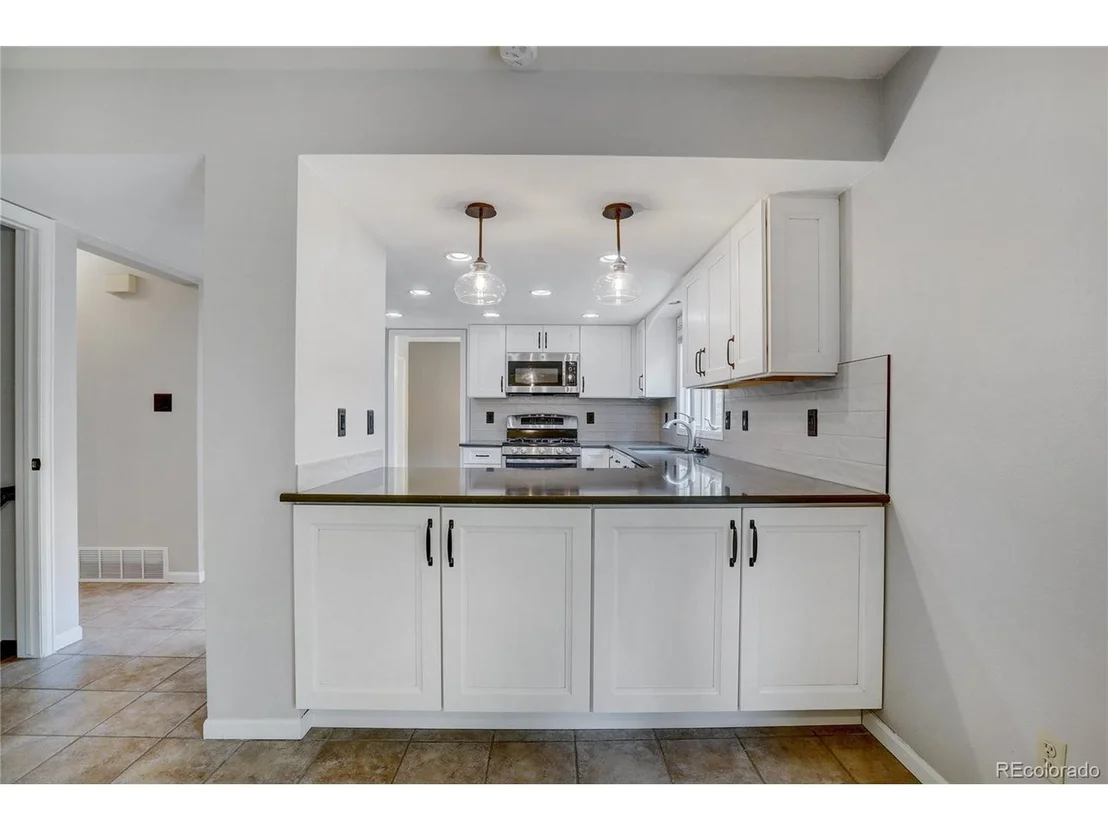 Photo of 9622 W 69th Pl