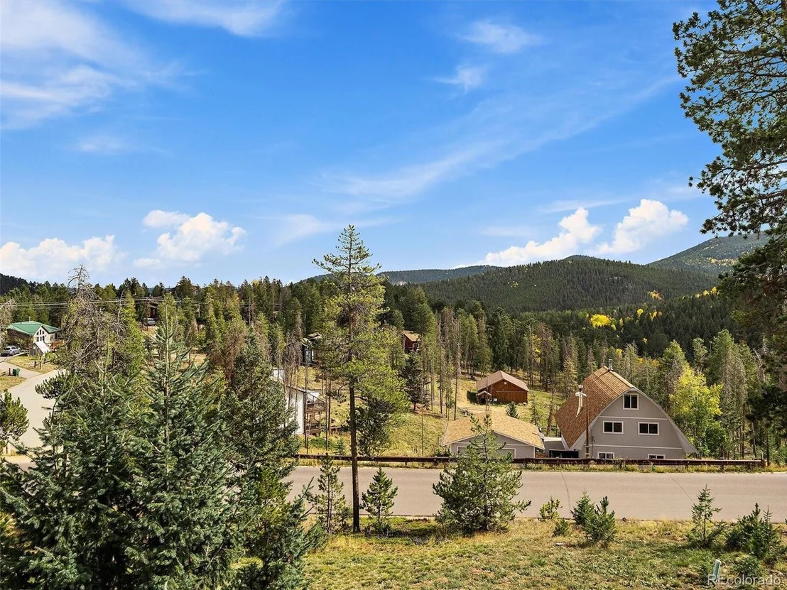 Photo of 34878 Forest Estates Rd