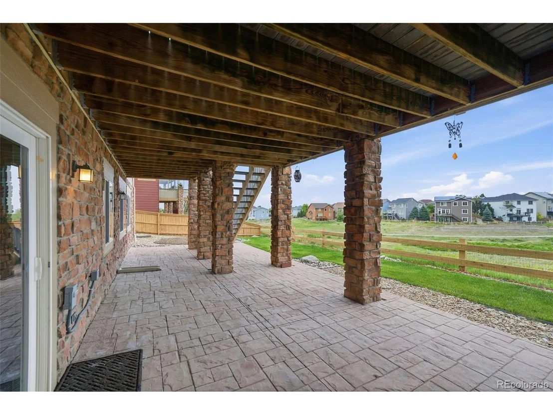 Photo of 10977 Glengate Cir