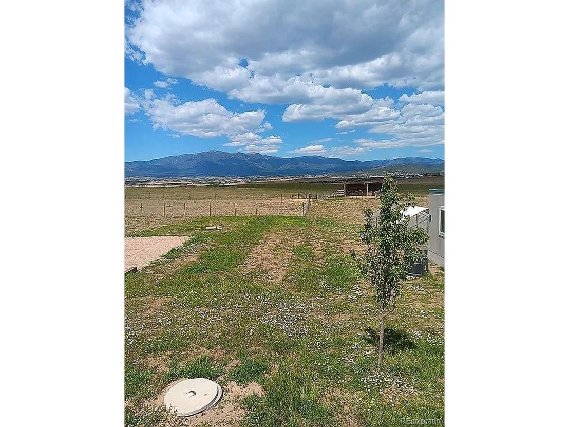 Photo of 6559 Pickney Rd