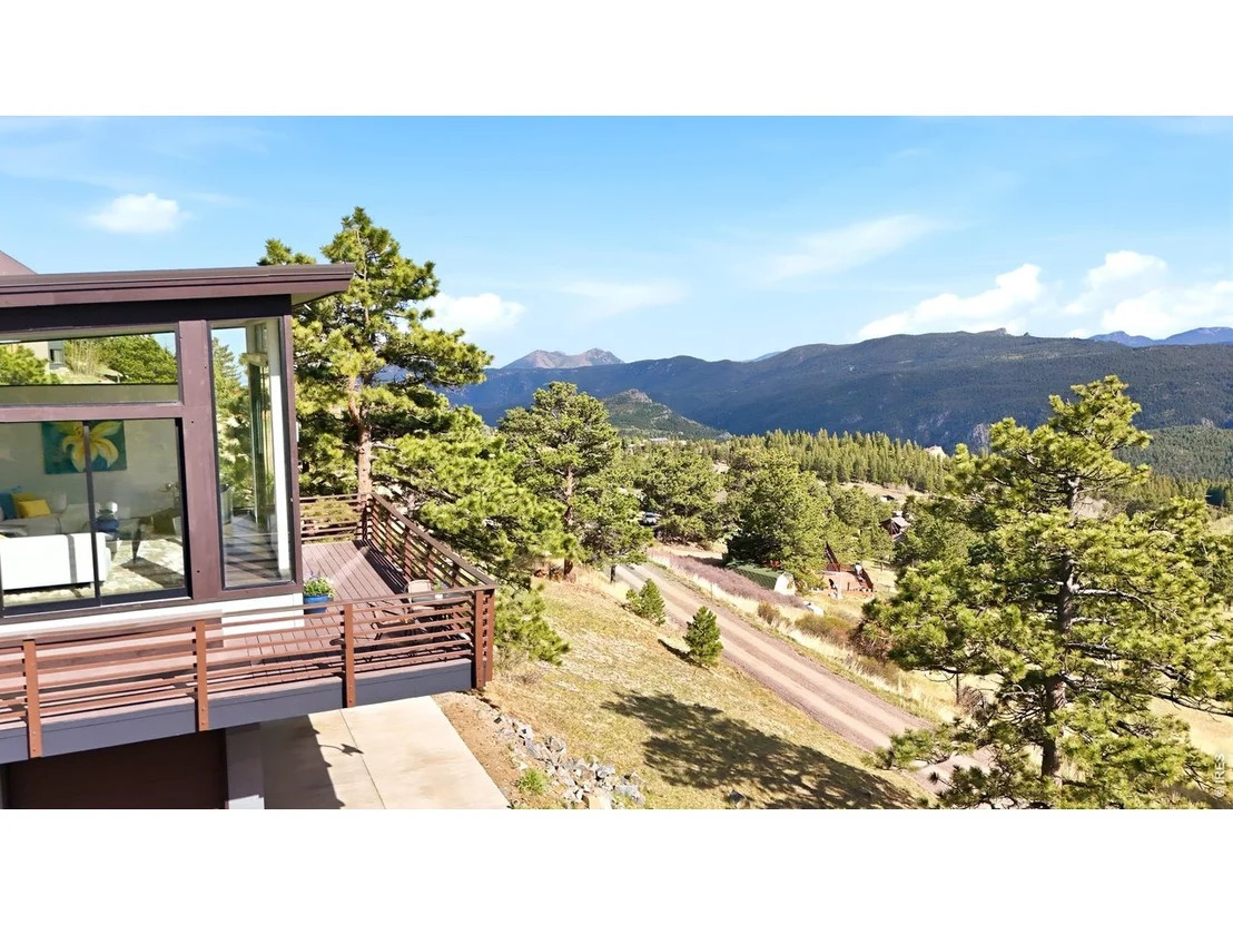 Photo of 660 S Peak Rd