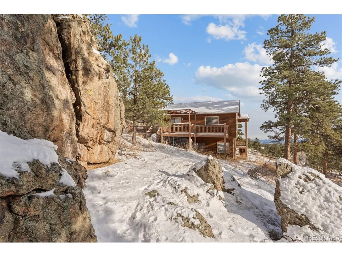 Photo of 377 Deer Trail Dr