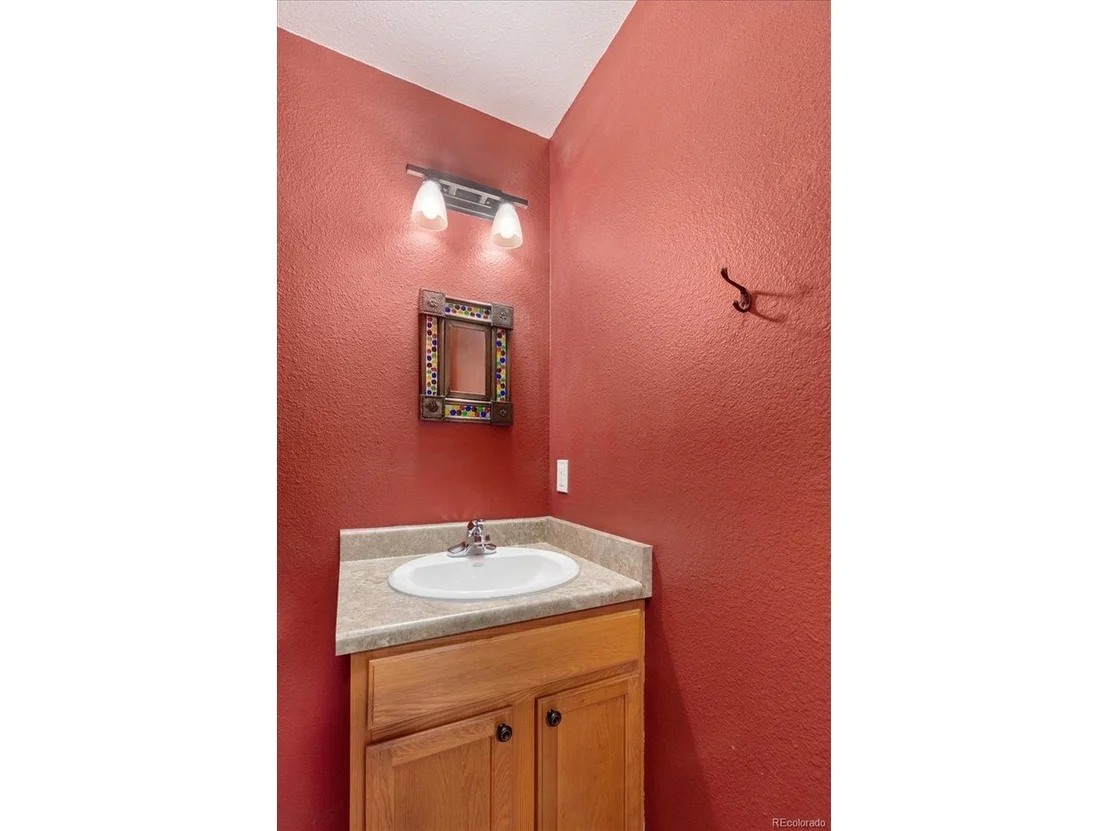 Photo of 7640 Meadowlark Dr