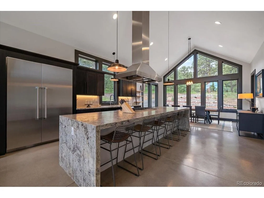 Photo of 32990 Stagecoach Blvd
