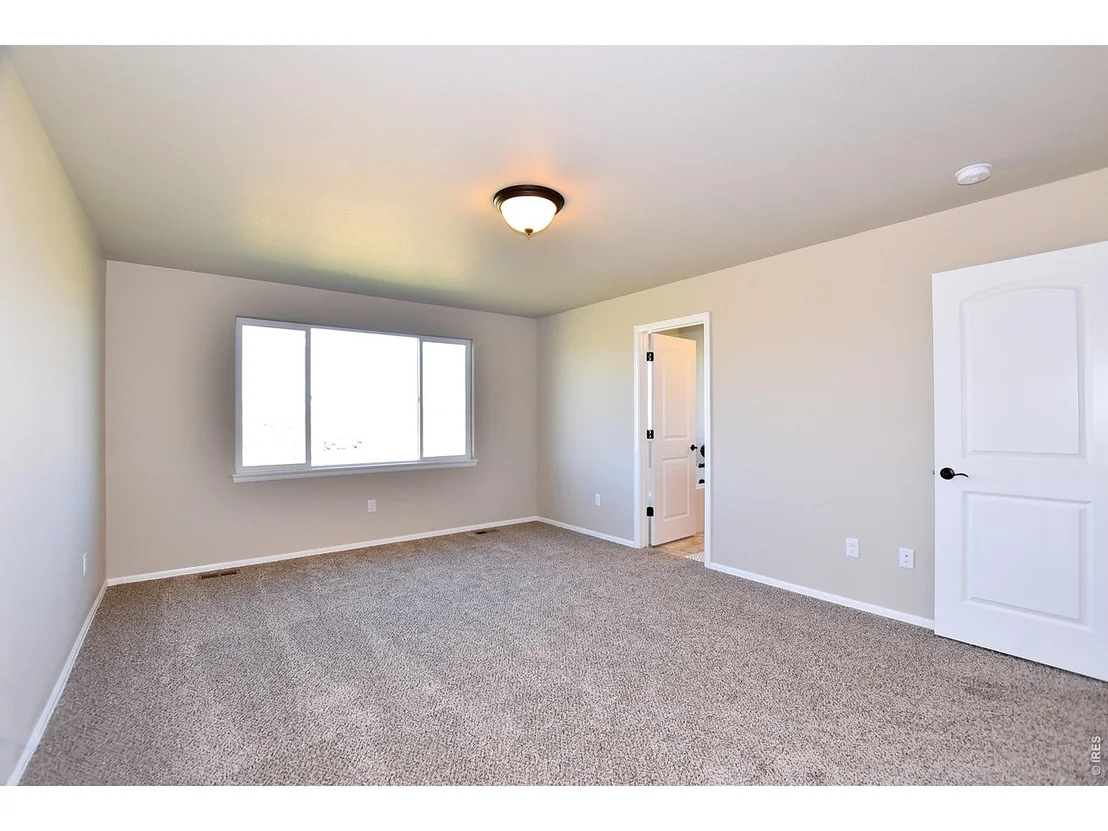Photo of 4852 Grapevine Way
