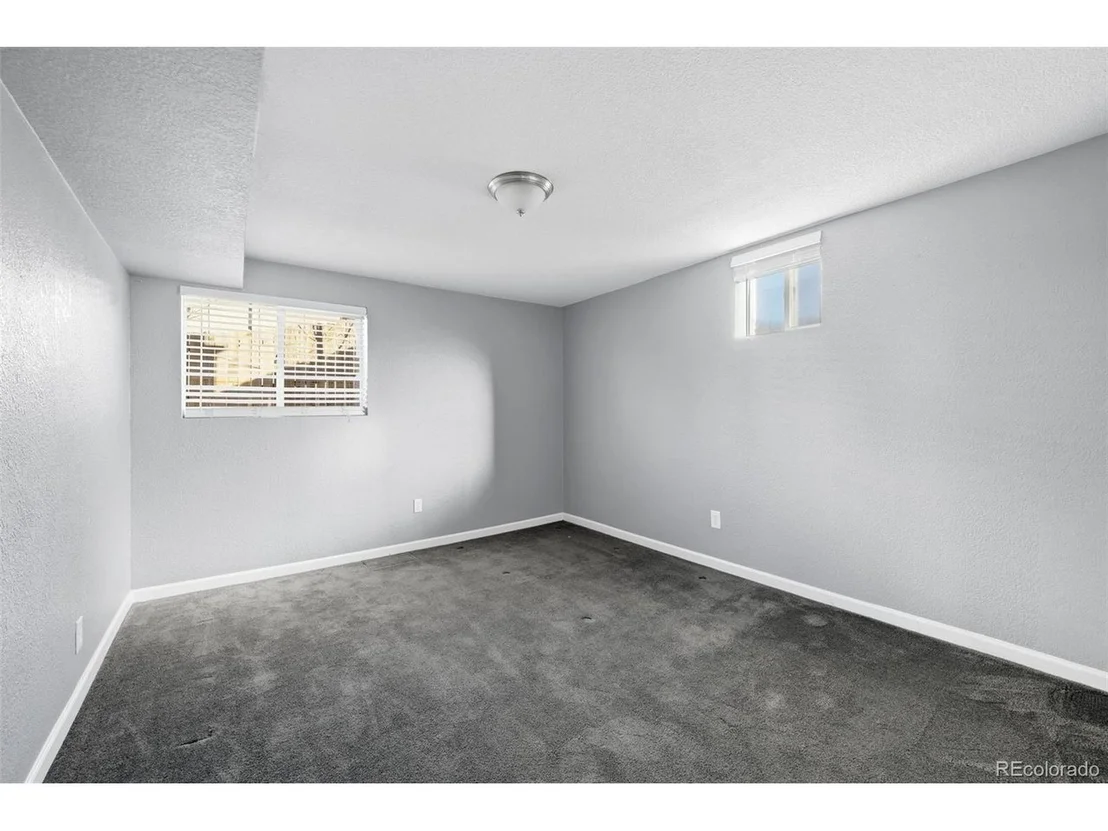 Photo of 9539 Grandview Ave