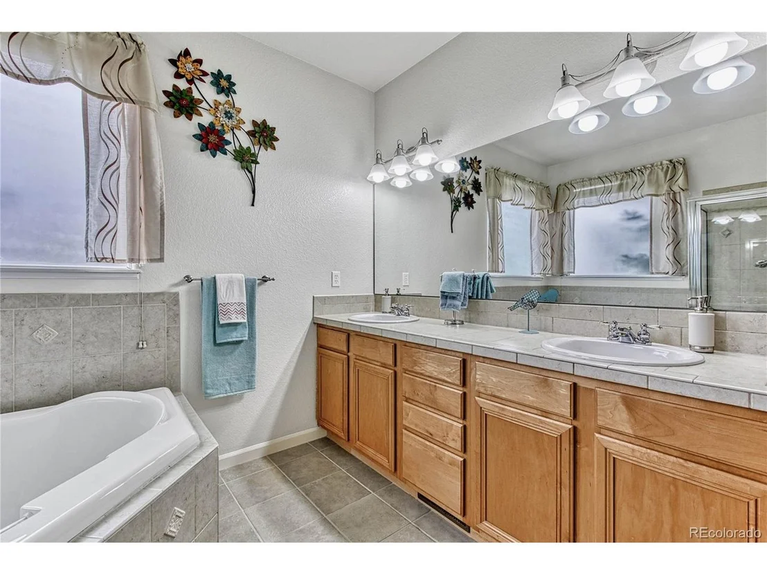 Photo of 6644 Sage Ave