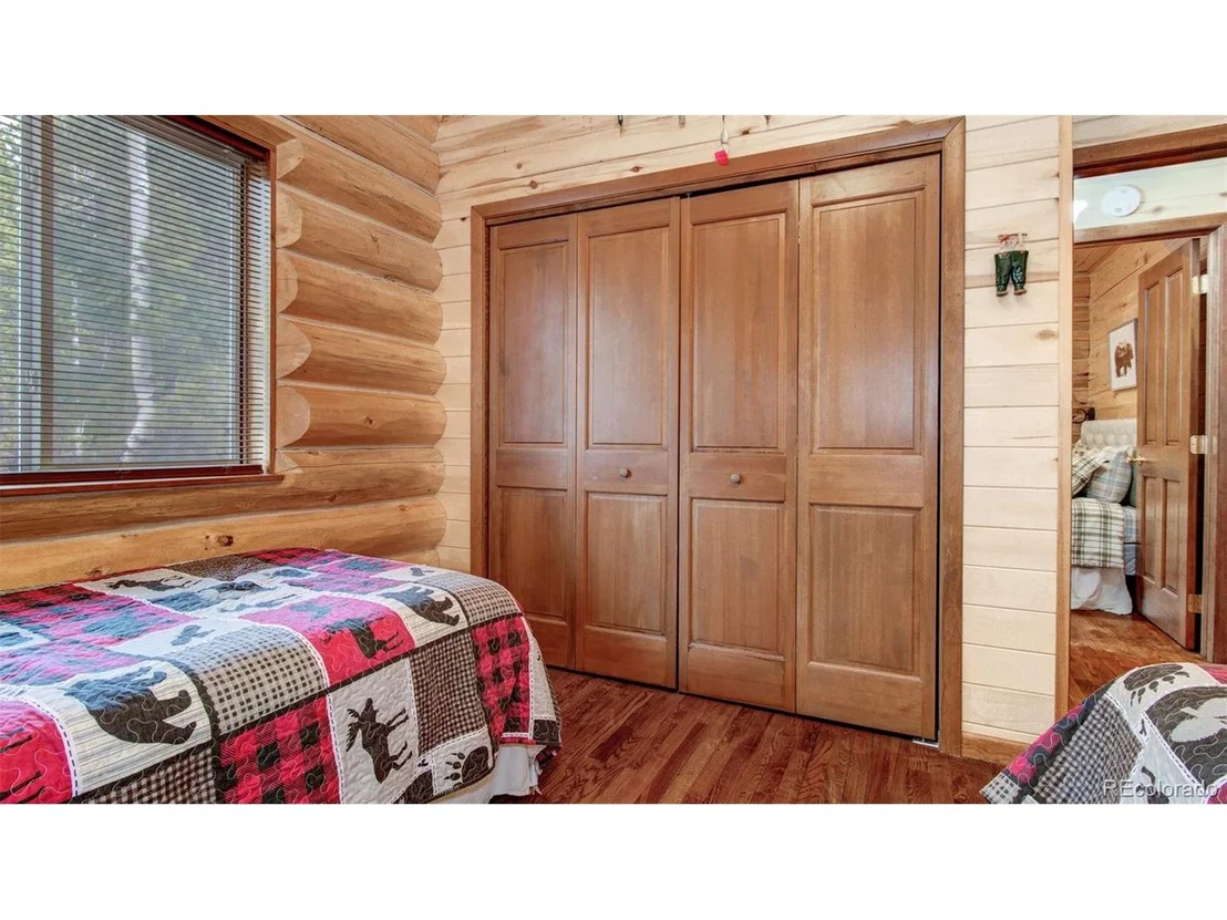 Photo of 885 Circle 73