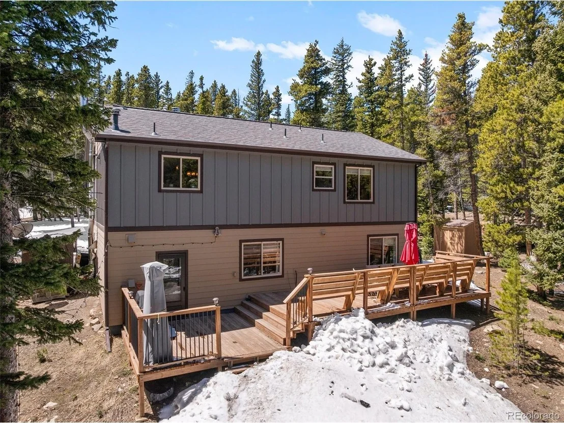 Photo of 400 Upper Forest Rd