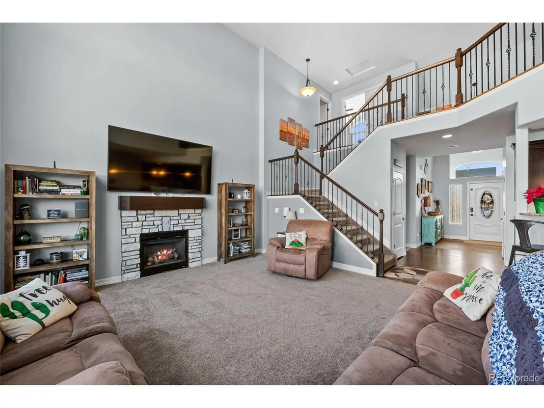 Photo of 10249 Mount Lincoln Dr