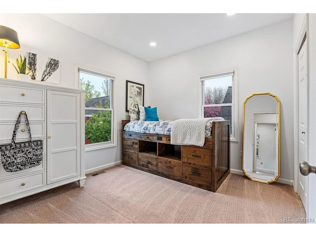 Photo of 1004 Katy Ln