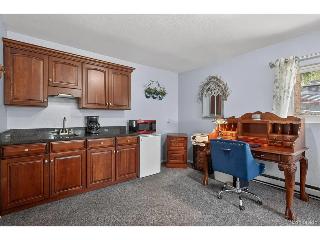 Photo of 11994 Cochise Cir