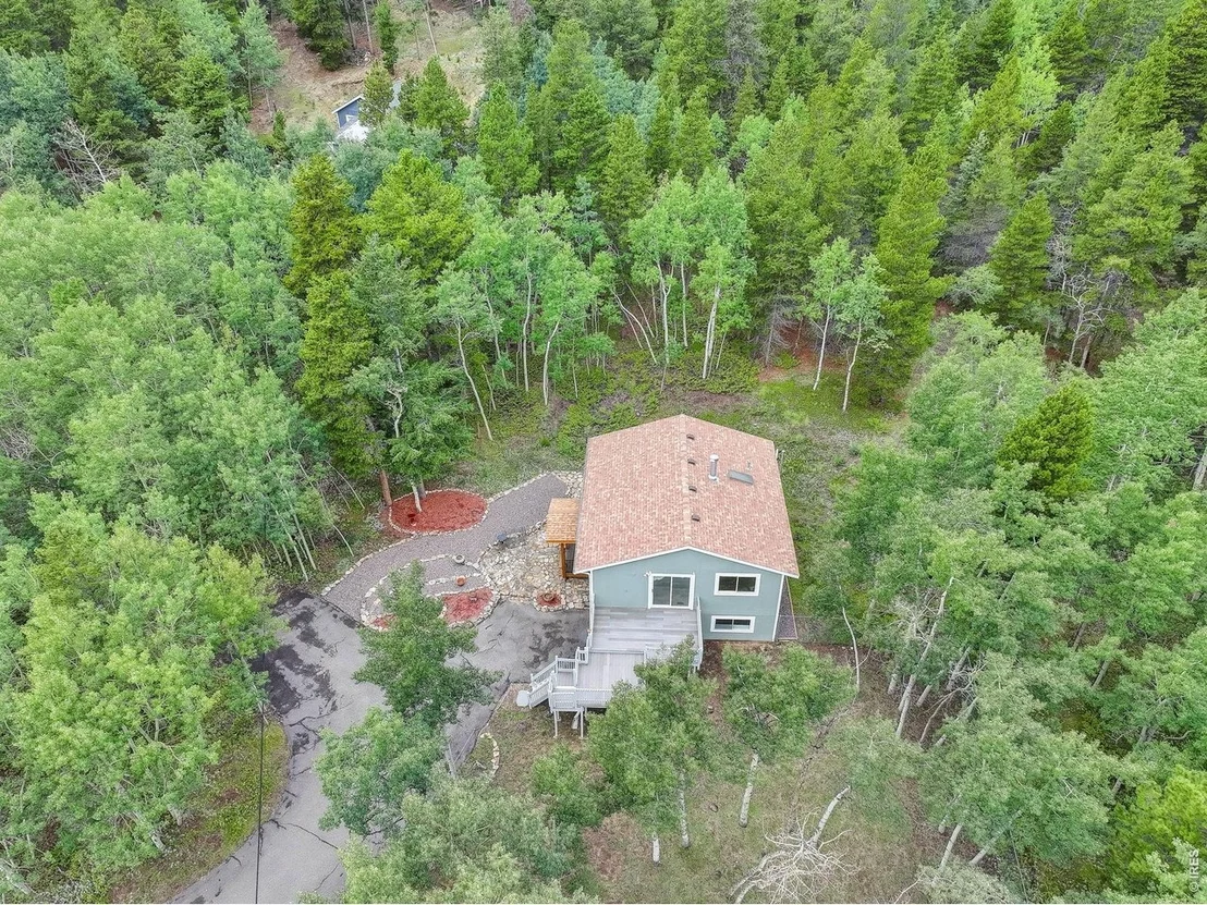 Photo of 233 Deer Cir