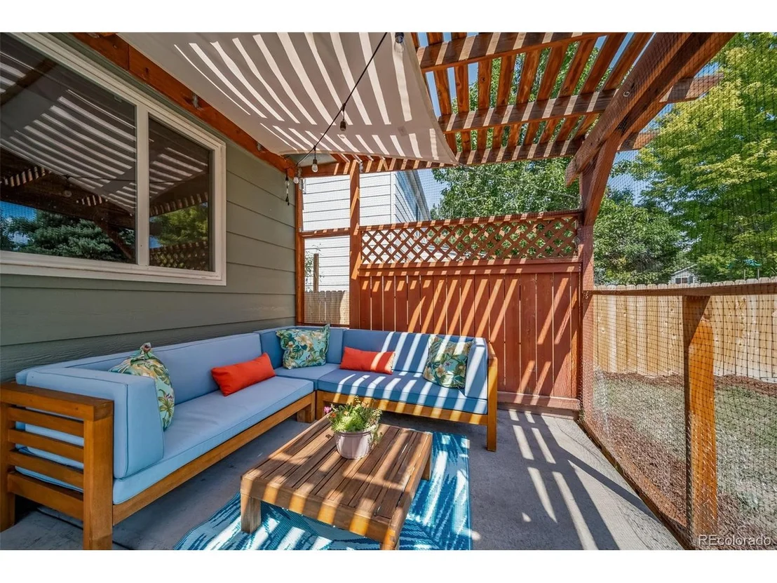Photo of 17612 Cornish Pl