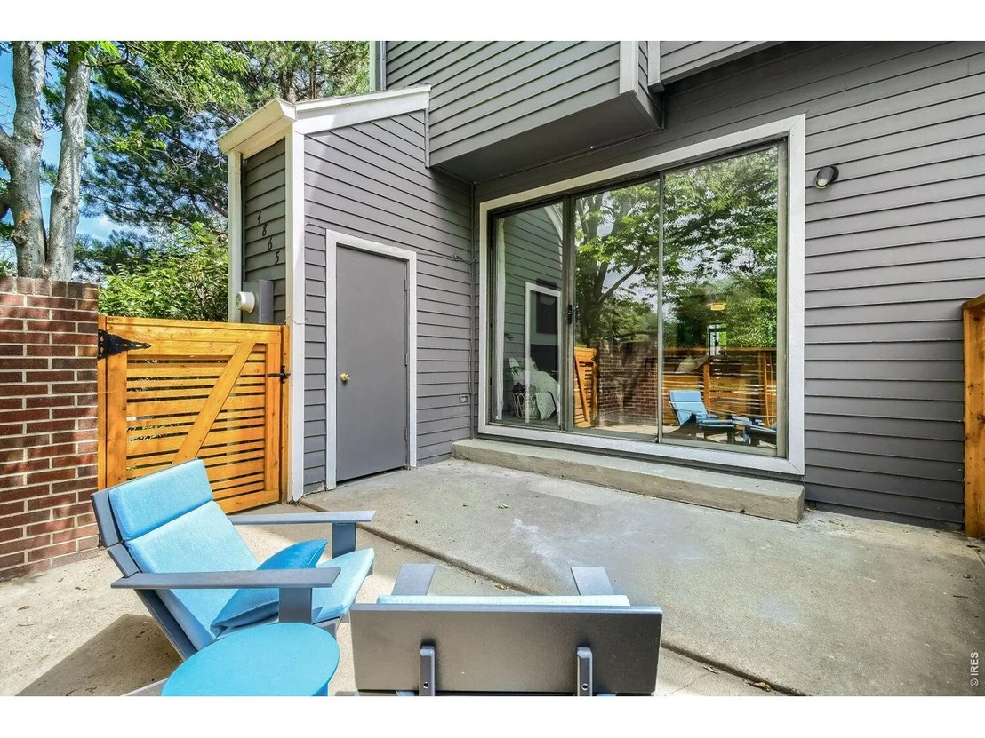 Photo of 4865 Kings Ridge Blvd