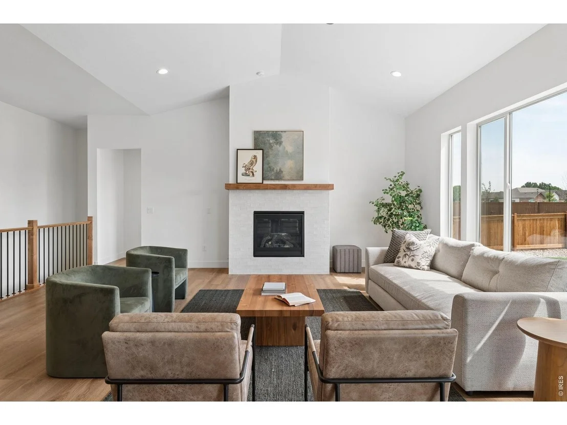 Photo of 23 Snowcap Dr