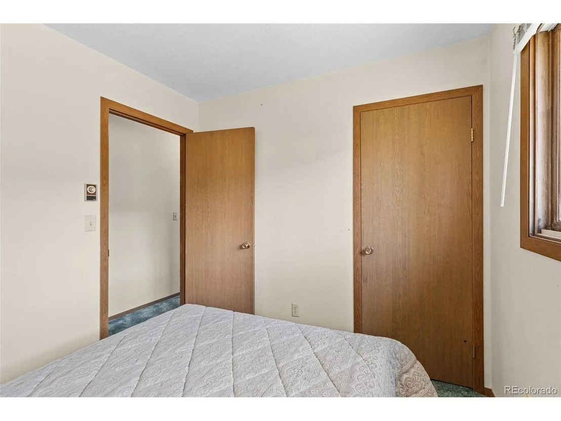 Photo of 143 Meadow Dr