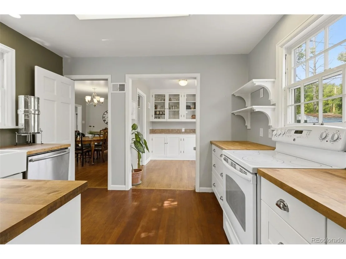 Photo of 1605 Montview Blvd
