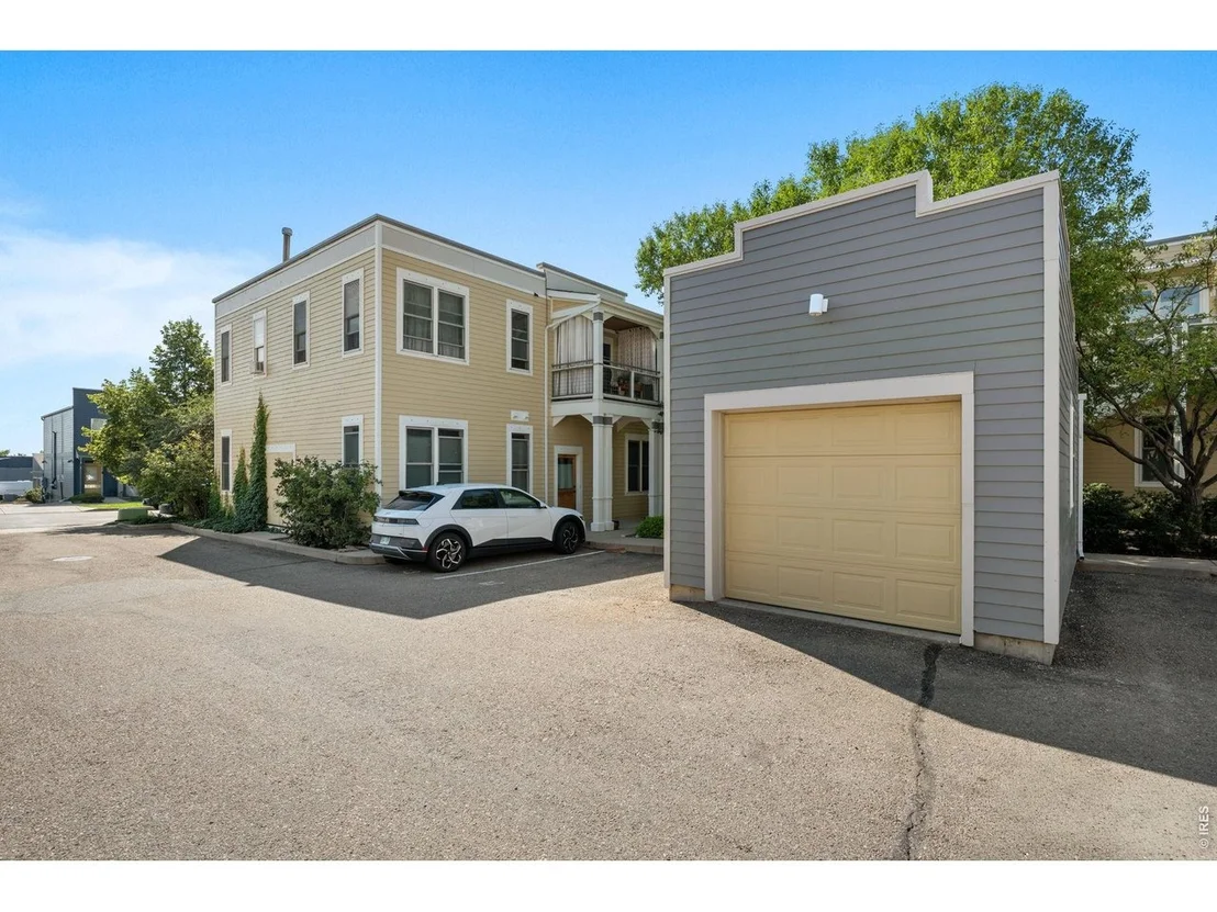 Photo of 1299 Yellow Pine Ave