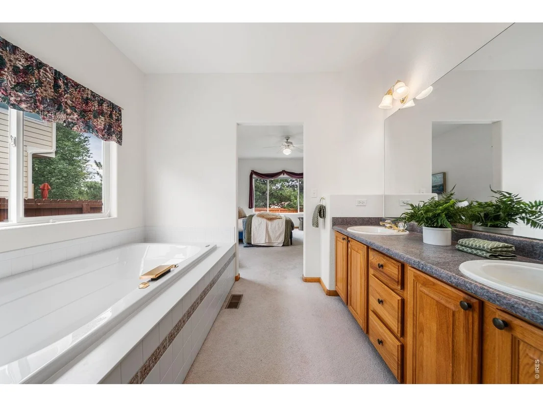 Photo of 4014 Carrick Rd